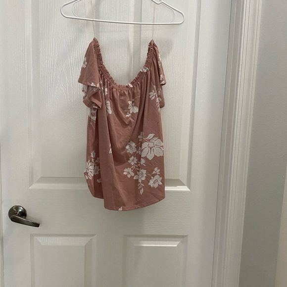 Cold rush size small blouse - Picture 2 of 3